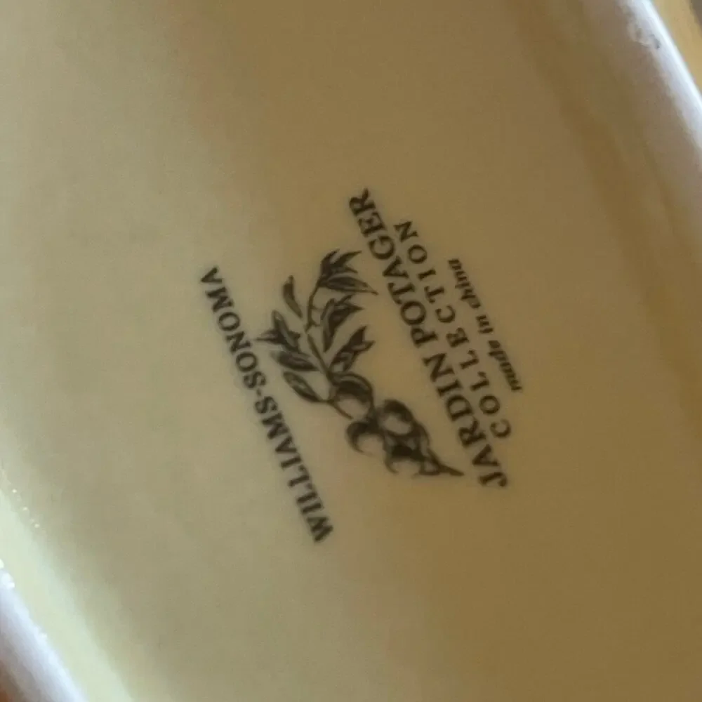 Williams Sonoma Jardin Potager collection vegetable serving bowls set of 4